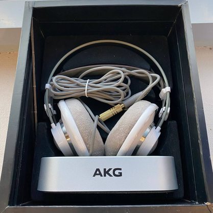 Уцененный товар AKG K701 (уценка)