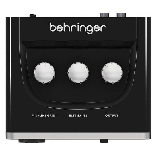 Звуковая карта (аудиоинтерфейс) Behringer U-Phoria UM2