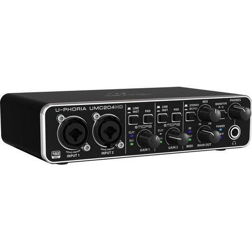 Звуковая карта (аудиоинтерфейс) Behringer UMC204HD