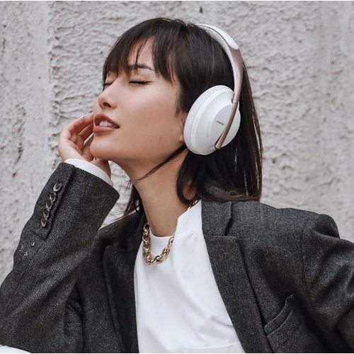 Беспроводные наушники Bose 700 Soapstone (белый)