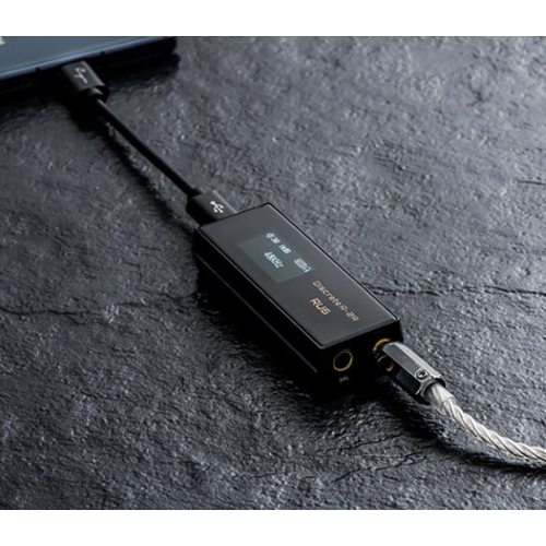 Портативный усилитель и ЦАП Cayin RU6