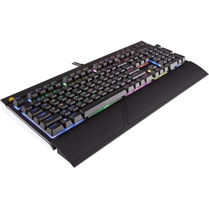 Игровая клавиатура Corsair Strafe RGB (Cherry MX Silent)