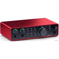 Focusrite Scarlett 2i2 Studio (4rd gen) Студийный комплект (Scarlett 2i2, наушники SH-450, микрофон CM25 MkIII, ПО, микрофонный кабель)