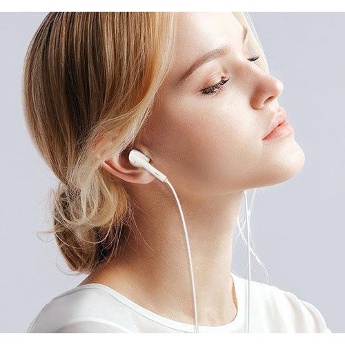 Уцененный товар Huawei Classic Earphones CM33 (белый) уценка