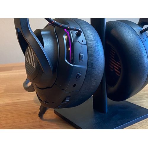 Игровые наушники JBL Quantum One (черный)