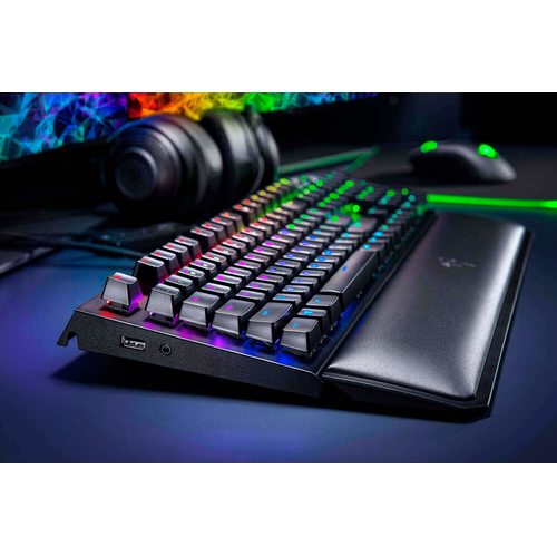 Игровая клавиатура Razer BlackWidow Elite (Green Switch)