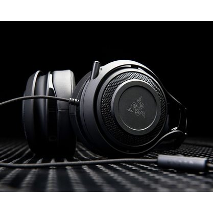 Игровые наушники Razer Manowar 7.1