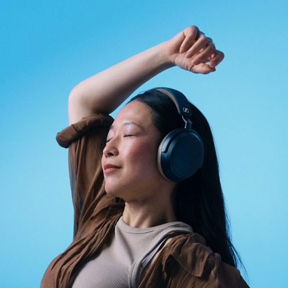 Беспроводные наушники Sennheiser Momentum 4 Wireless (темно-синий)