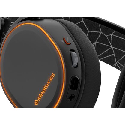 Игровые наушники SteelSeries Arctis 5