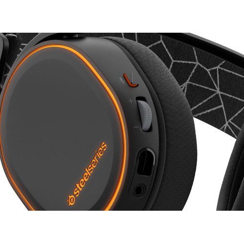 Игровые наушники SteelSeries Arctis 5