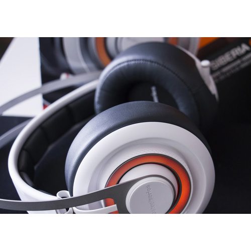 Игровые наушники SteelSeries Siberia 650
