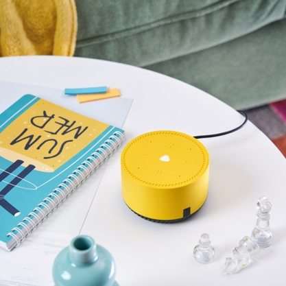 Умная колонка Яндекс Станция Лайт YNDX-00025 (лимон)