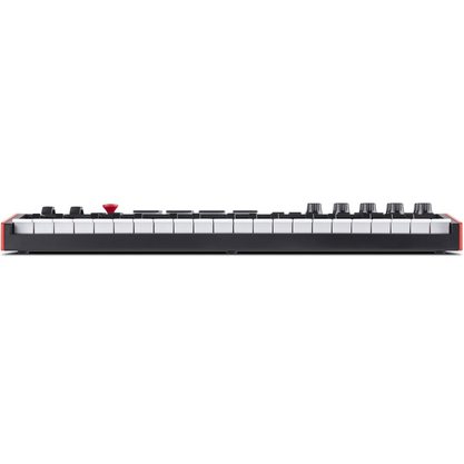 Миди-клавиатура Akai Pro MPK Mini Plus