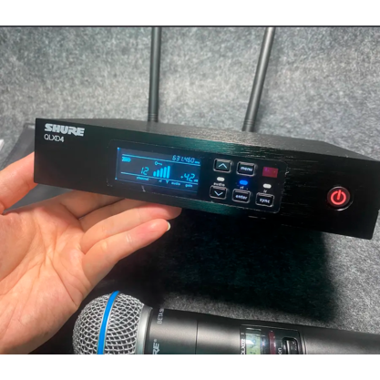 Набор для звукозаписи Shure QLXD4/Beta58 (копия)