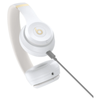 Beats Solo 4 (белый)