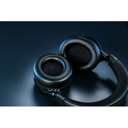 Игровые наушники Razer Kraken V4 Pro