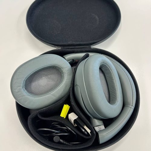 Уцененный товар Sony ULT Power Sound Wear WH-ULT900N (зеленый) (уценка)
